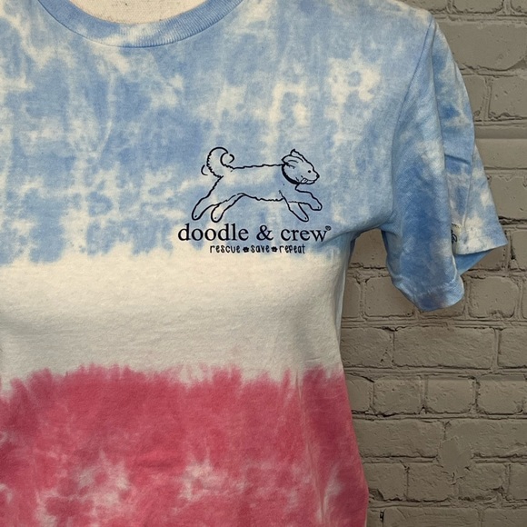 DOODLE & CREW Tie Dye T-Shirt Red, White & Blue-Small - Picture 3 of 3